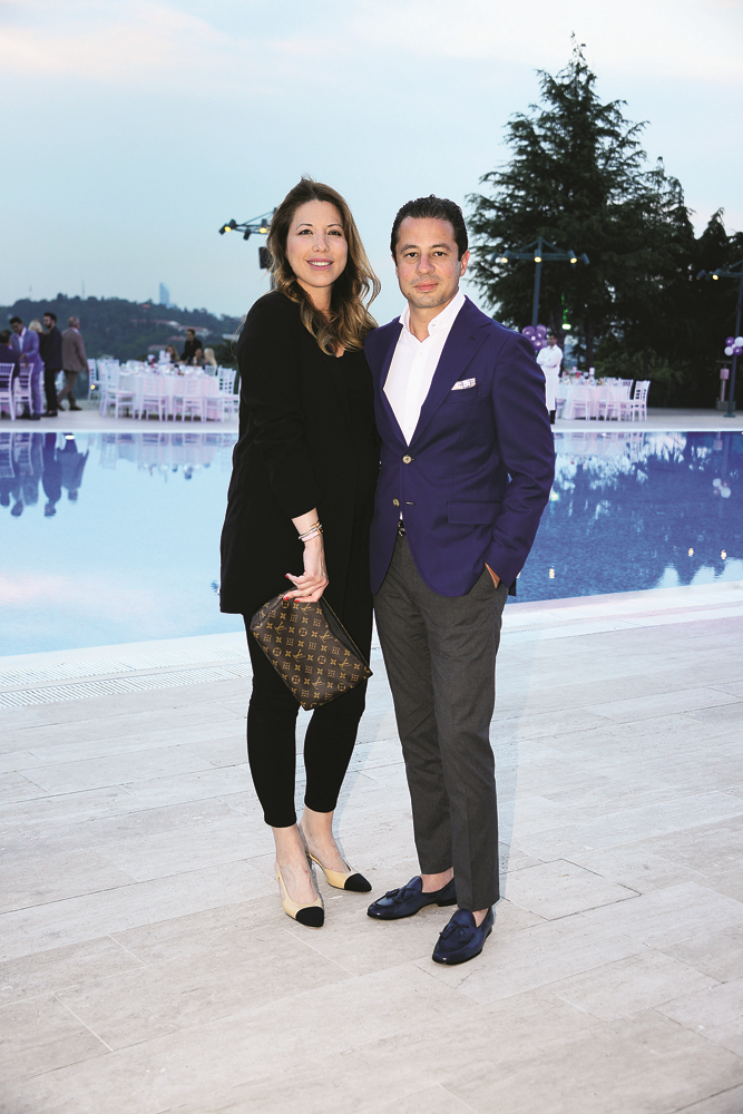 BOĞAZ MANZARALI  AKŞAM YEMEĞİ