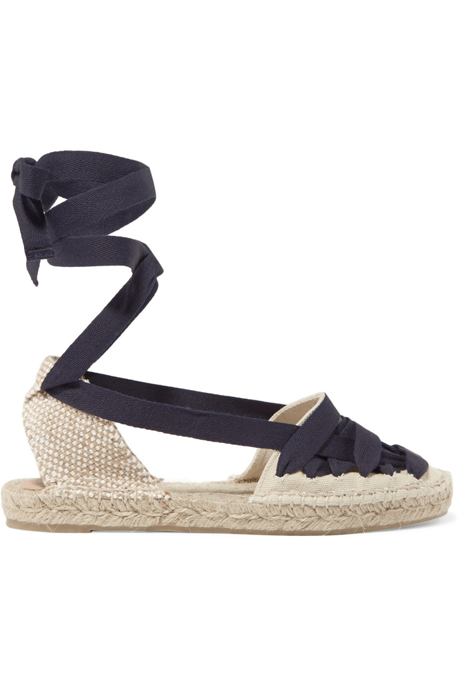 TATİL BAVULUNDA NELER OLMALI