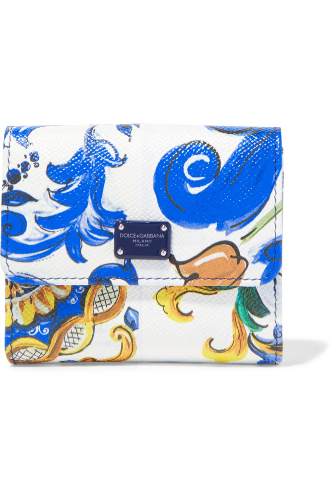 TATİL BAVULUNDA NELER OLMALI