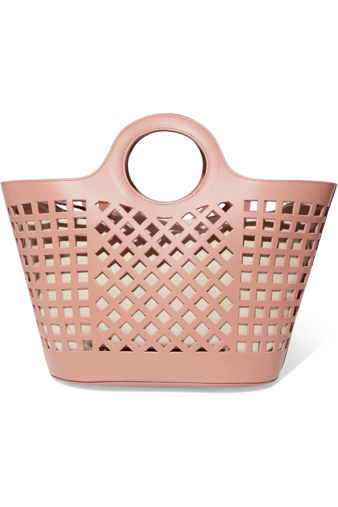 TATİL BAVULUNDA NELER OLMALI