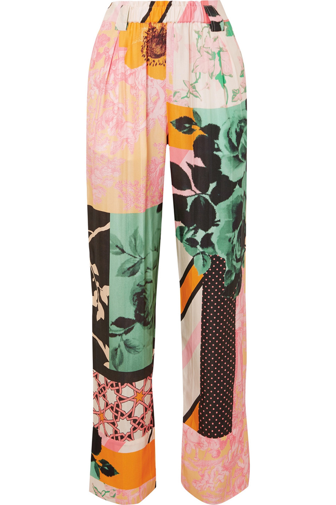 TATİL BAVULUNDA NELER OLMALI