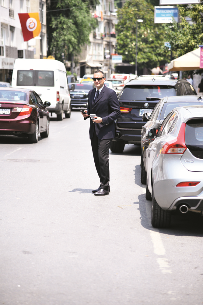 İSTANBULDA KİMLER VAR