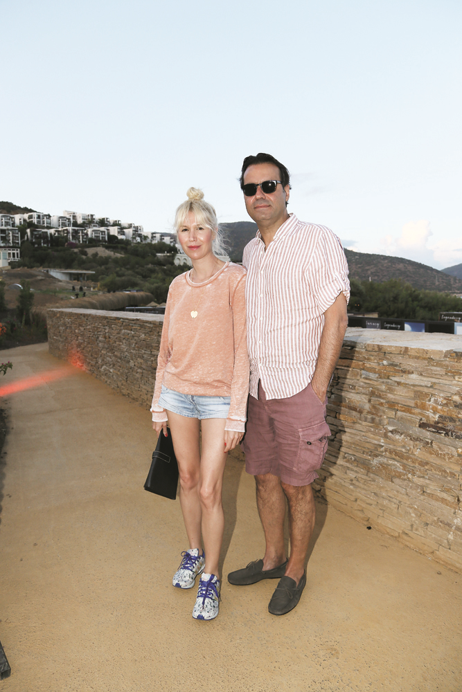 BARBAROS KOYU’NDA GÜN BATIMI PARTİSİ