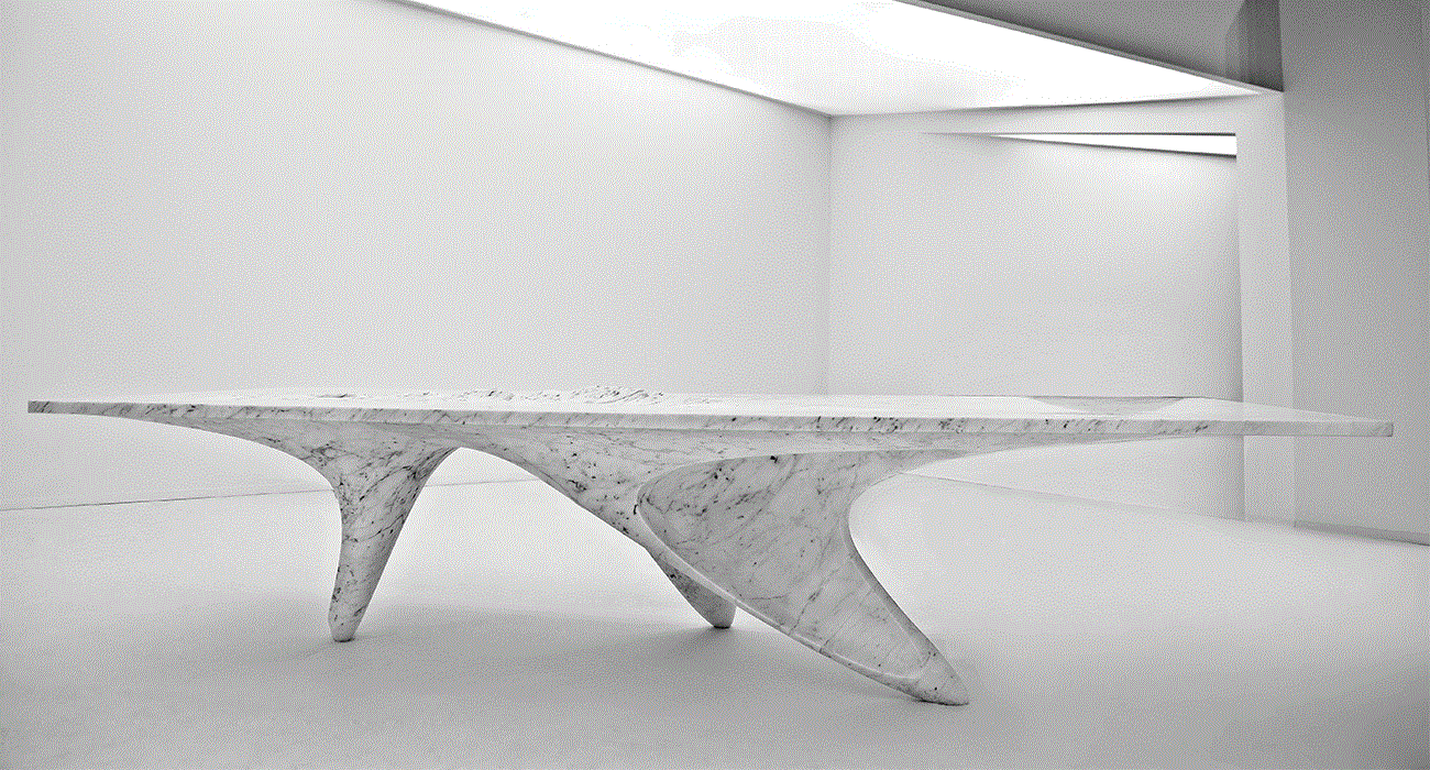 ZAHA HADID TASARIMLARINDA YAŞAMAYA DEVAM EDİYOR