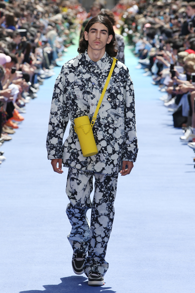 LOUIS VUITTON İLKBAHAR/YAZ 2019 ERKEK DEFİLESİ
