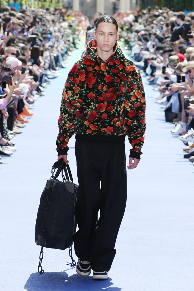 LOUIS VUITTON İLKBAHAR/YAZ 2019 ERKEK DEFİLESİ