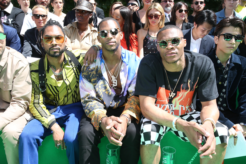 LOUIS VUITTON FRONT ROW