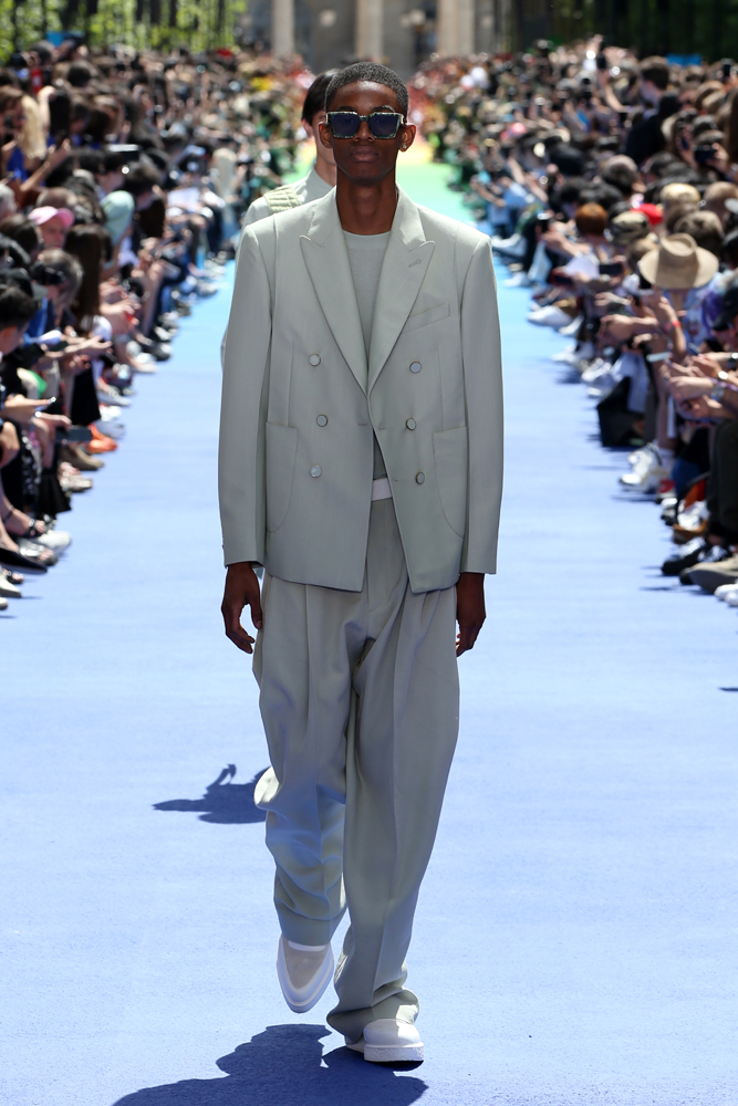 LOUIS VUITTON İLKBAHAR/YAZ 2019 ERKEK DEFİLESİ