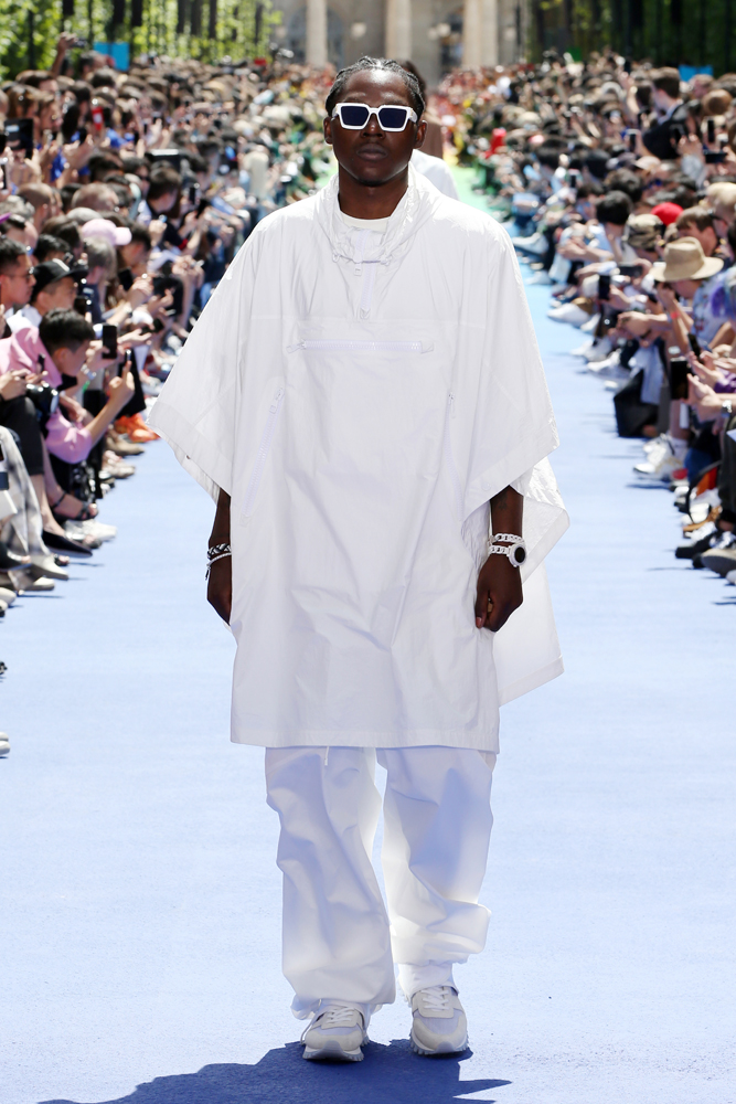LOUIS VUITTON İLKBAHAR/YAZ 2019 ERKEK DEFİLESİ