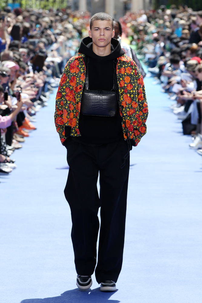 LOUIS VUITTON İLKBAHAR/YAZ 2019 ERKEK DEFİLESİ