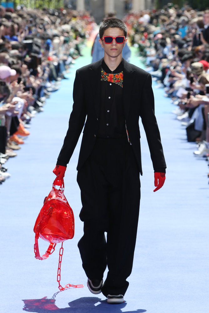 LOUIS VUITTON İLKBAHAR/YAZ 2019 ERKEK DEFİLESİ
