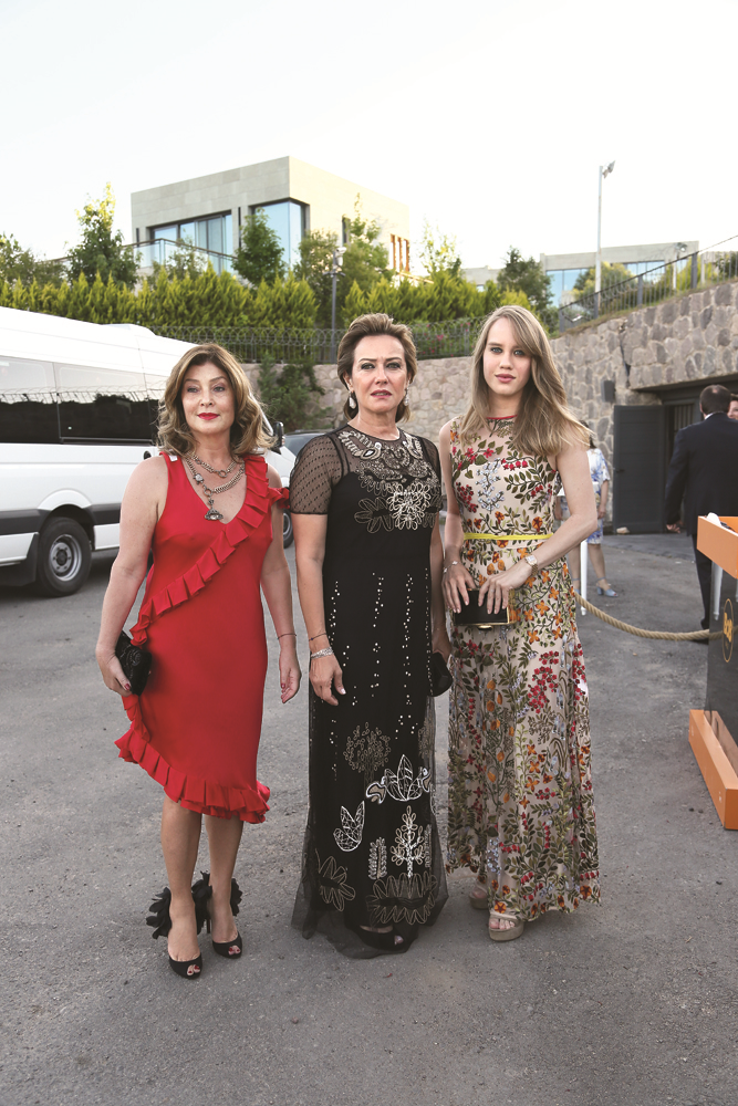 ESRA ECZACIBAŞI VE MURAT COŞKUNUN DÜĞÜNÜNE KATILANLAR