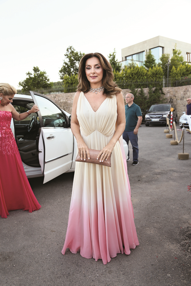 ESRA ECZACIBAŞI VE MURAT COŞKUNUN DÜĞÜNÜNE KATILANLAR