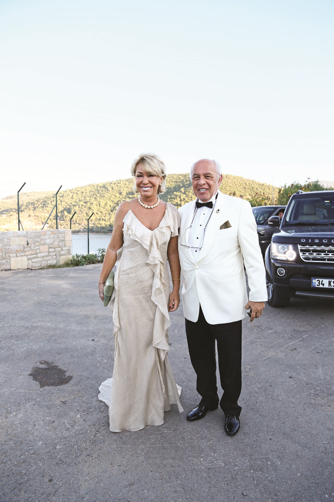 ESRA ECZACIBAŞI VE MURAT COŞKUNUN DÜĞÜNÜNE KATILANLAR