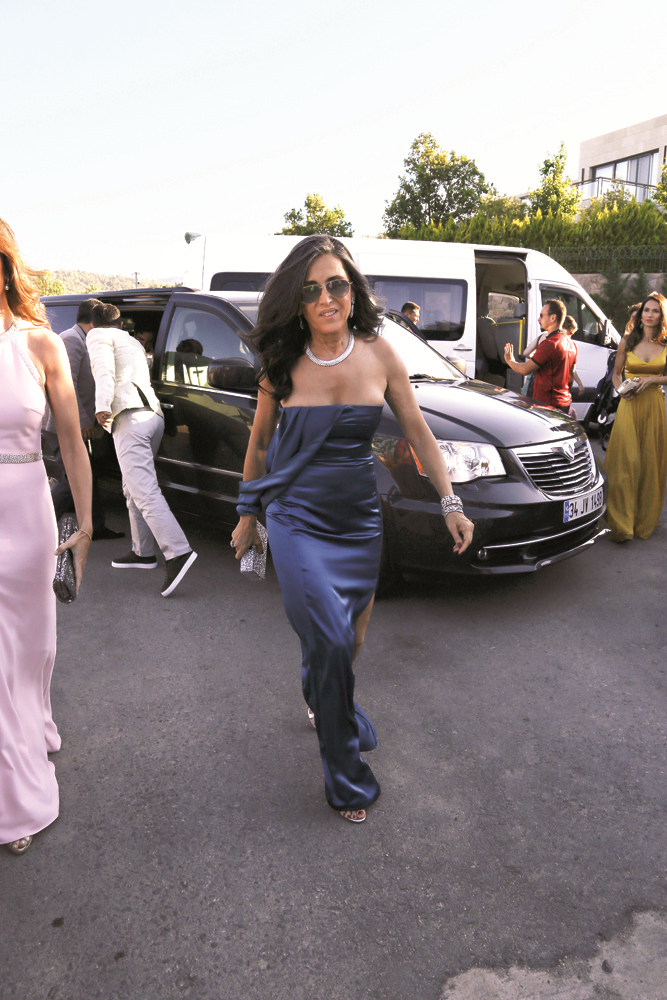 ESRA ECZACIBAŞI VE MURAT COŞKUNUN DÜĞÜNÜNE KATILANLAR