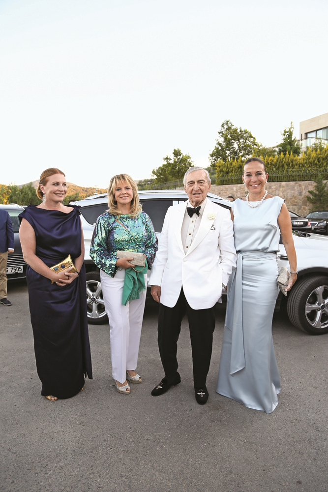 ESRA ECZACIBAŞI VE MURAT COŞKUNUN DÜĞÜNÜNE KATILANLAR