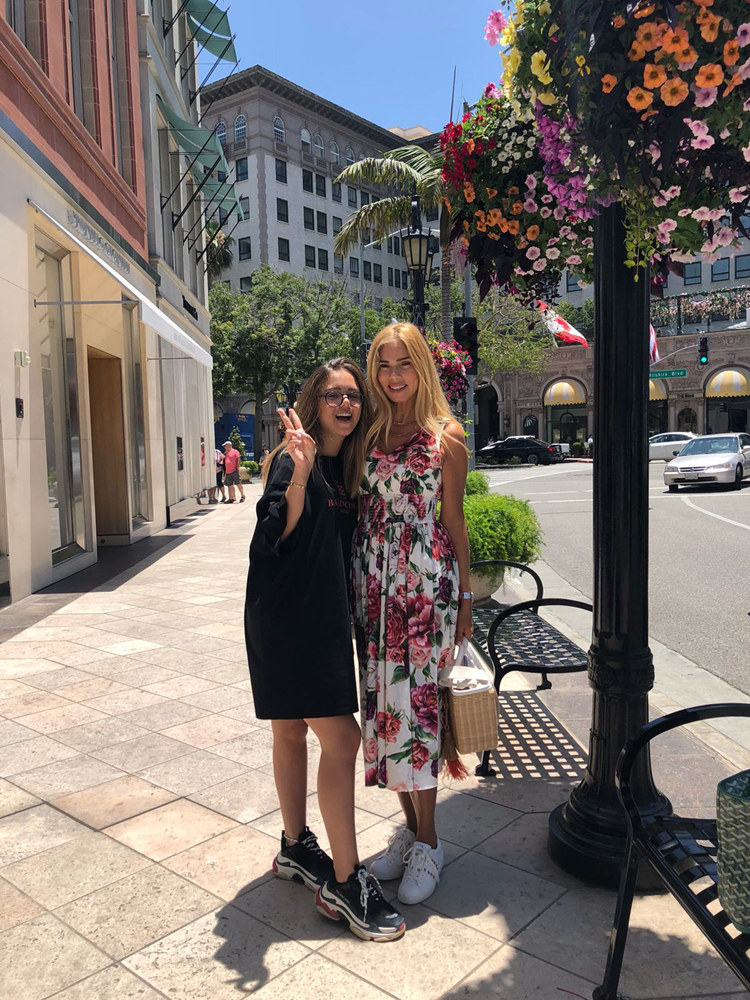 LOS ANGELES'TA TATLI BİR MOLA