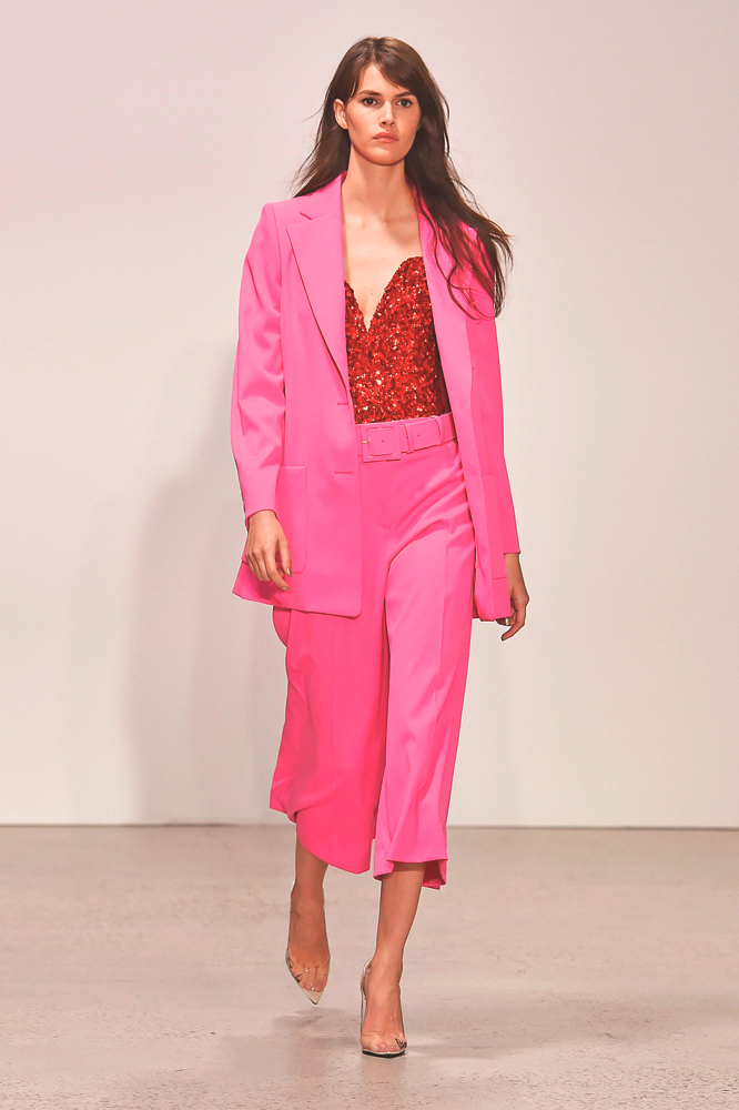 YENİ MONOKROMA HAZIR MISINIZ?