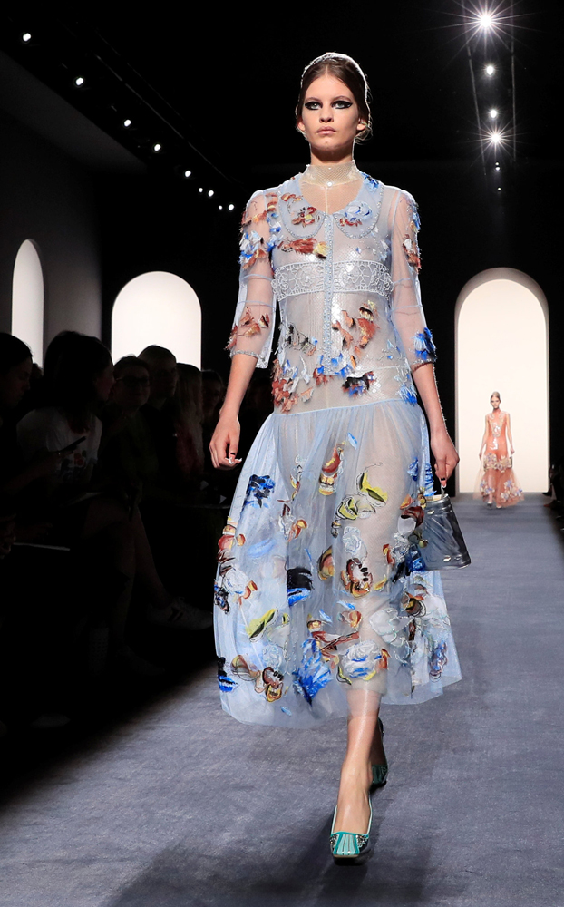 FENDI HAUTE COUTURE DEFİLESİ