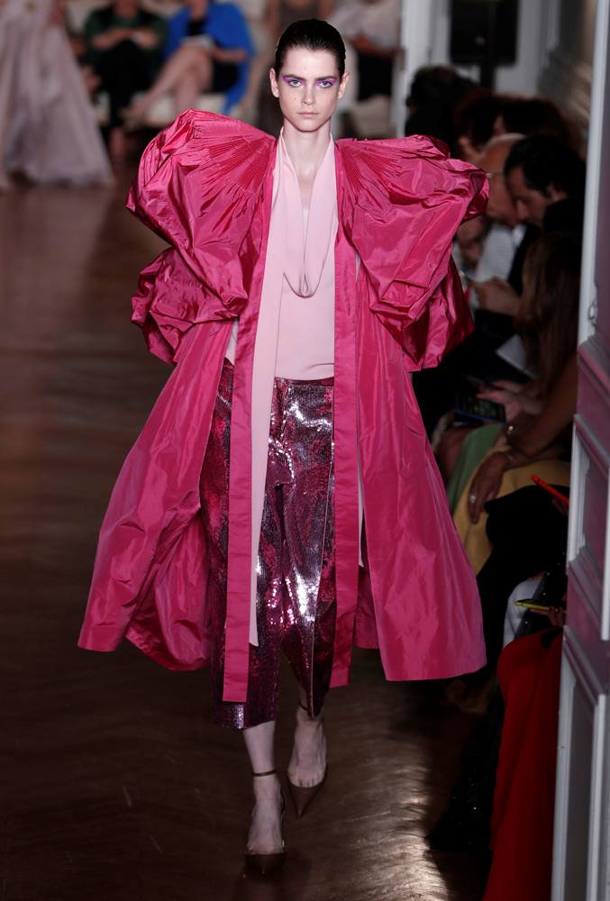 VALENTINO HAUTE COUTURE 