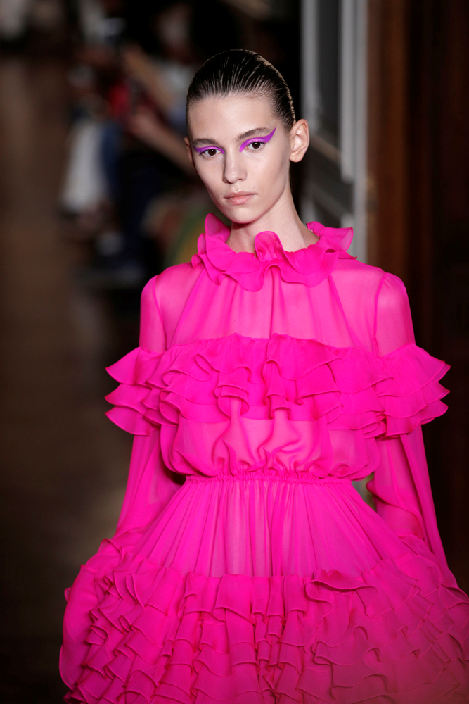 VALENTINO HAUTE COUTURE 