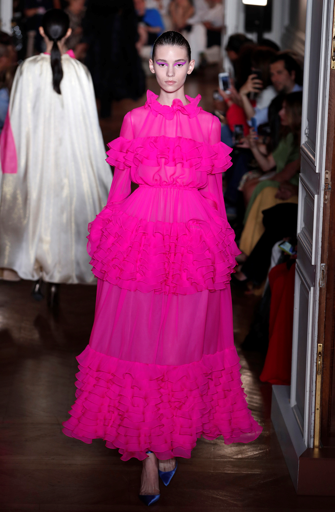 VALENTINO HAUTE COUTURE 
