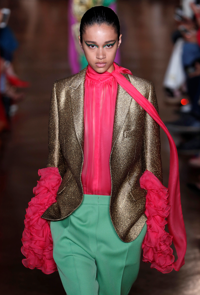 VALENTINO HAUTE COUTURE 