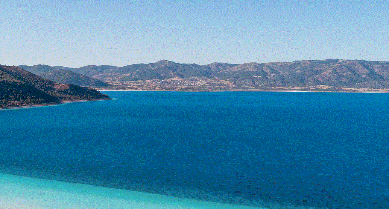 YÜZÜLEBİLİR GÖLLER