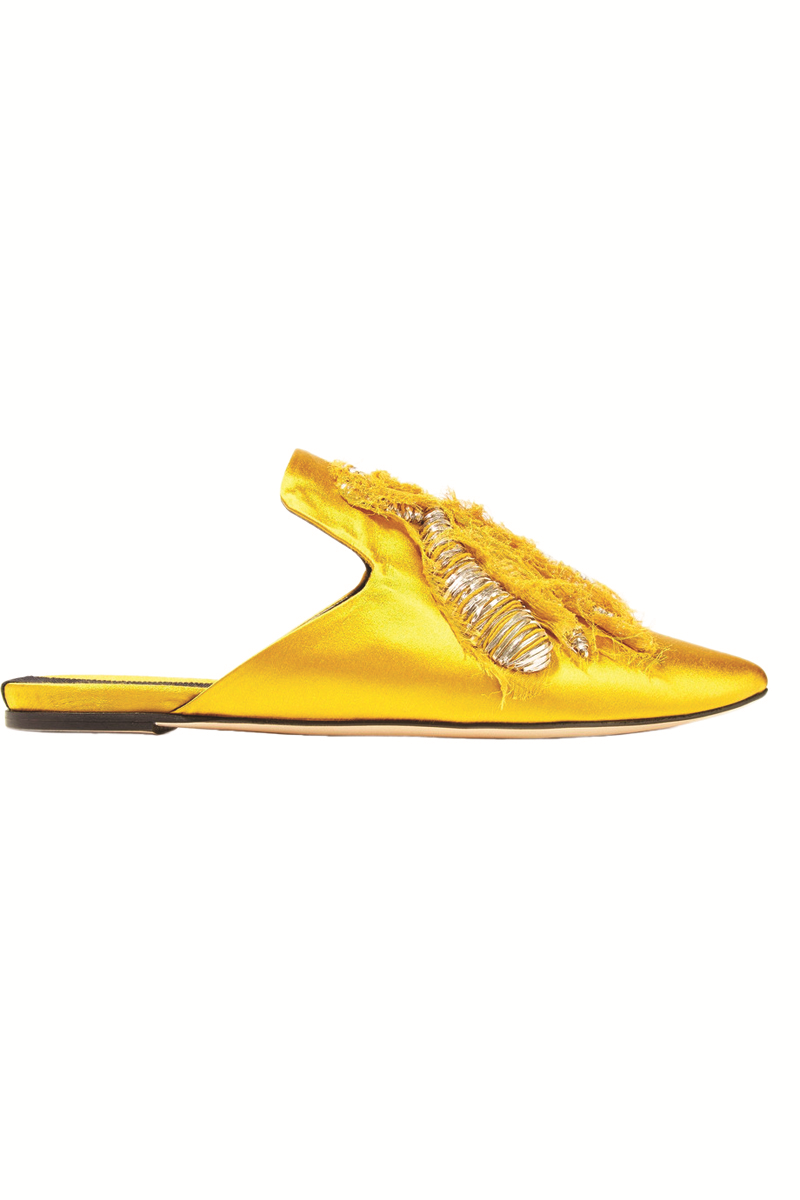 SEZONUN YÜKSELEN RENGİ SARI