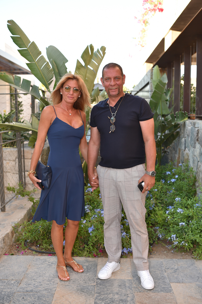 BODRUMDA SANAT DOLU DAVET