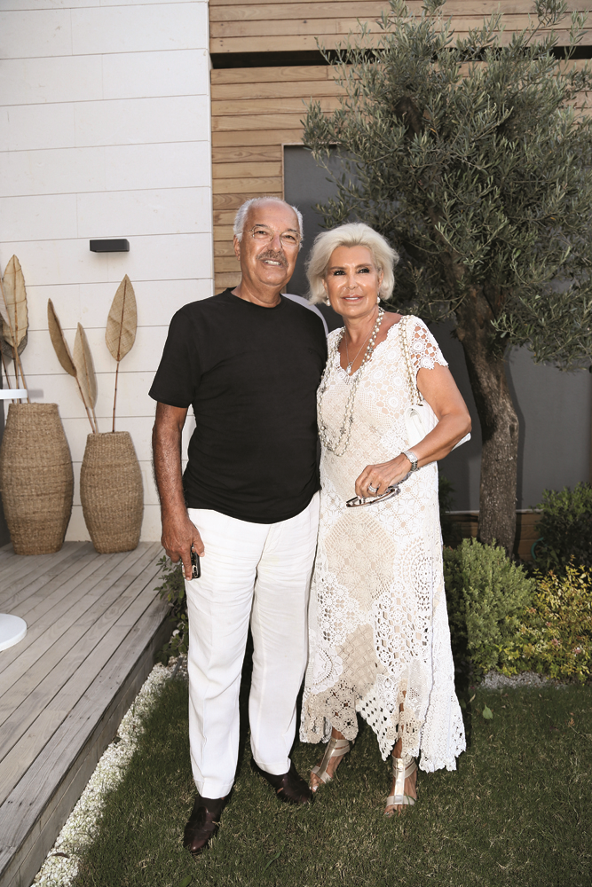 FERYAL GÜLMANDAN BODRUM DAVETİ