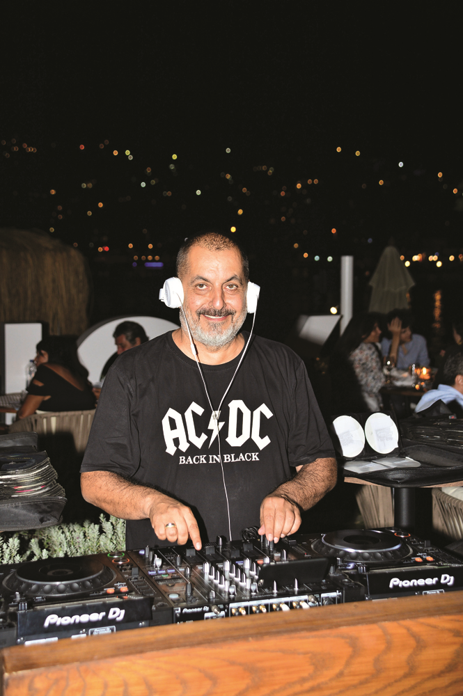 SERAFİNA'DA ÖZEL GECE