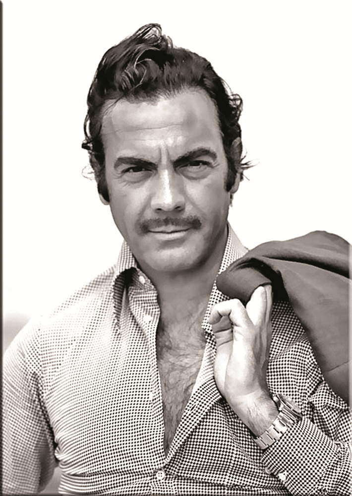 HAFTANIN TASARIMCISI: NİYAZİ ERDOĞAN