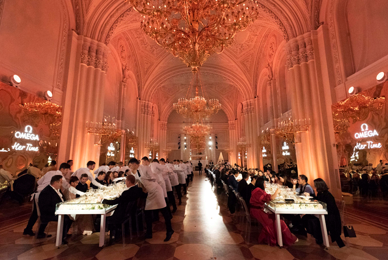 ST. PETERSBURG'DA DAVET