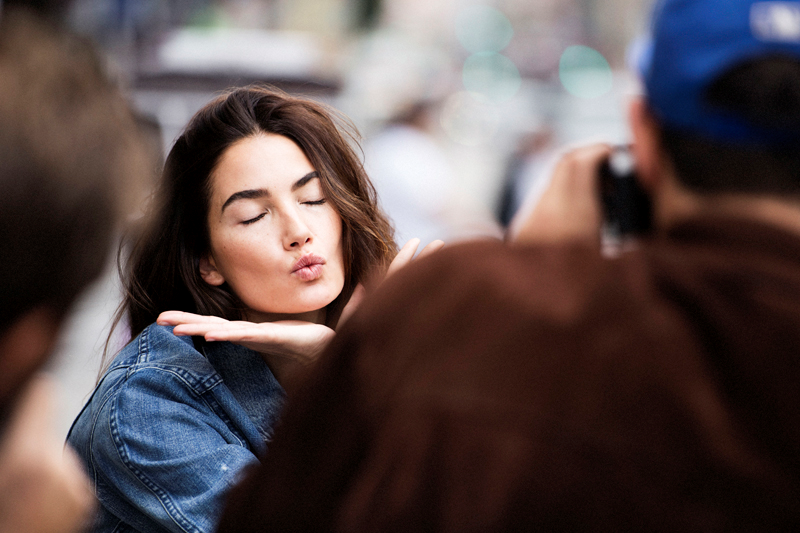 LILY ALDRIDGE LEVISIN MARKA YÜZÜ OLDU