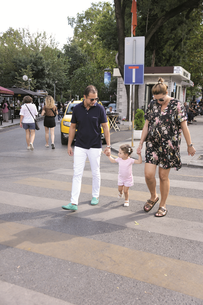 İSTANBUL CADDELERİ