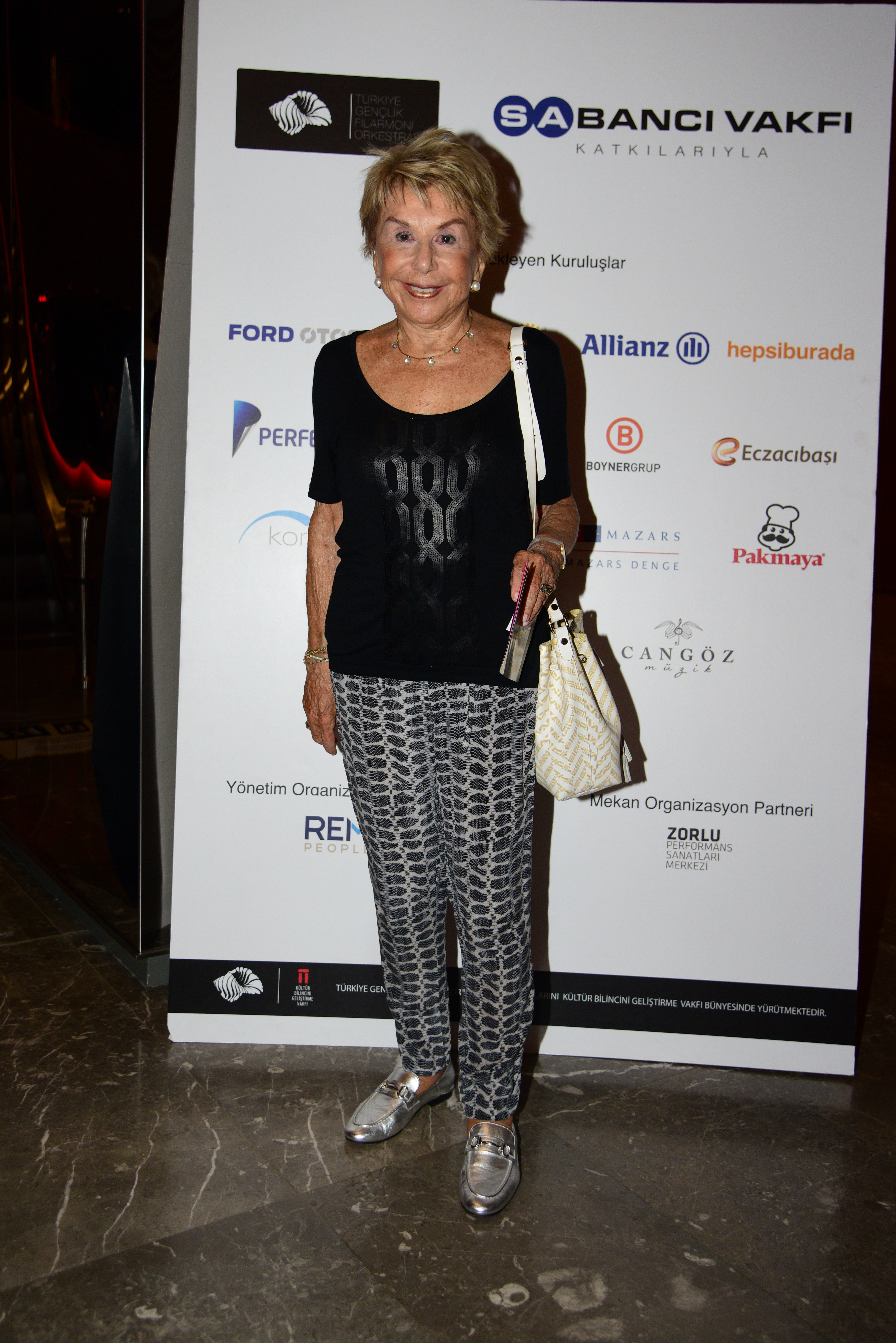 TÜRKİYE GENÇLİK FİLARMONİ ORKESTRASI BÜYÜLEDİ