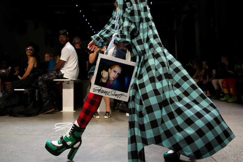 JEREMY SCOTT İLKBAHAR/YAZ 2019