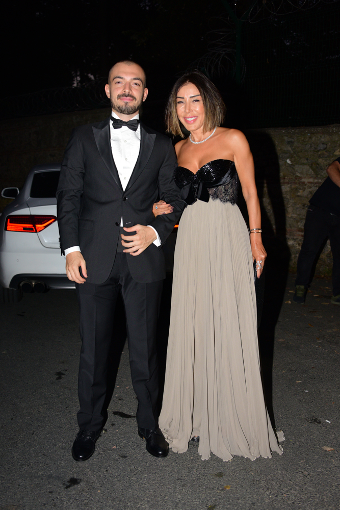 FERHAN ŞENSOY VE CEM ÖĞÜT EVLENDİ