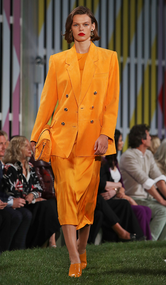 ESCADA 2019 İLKBAHAR DEFİLESİ 