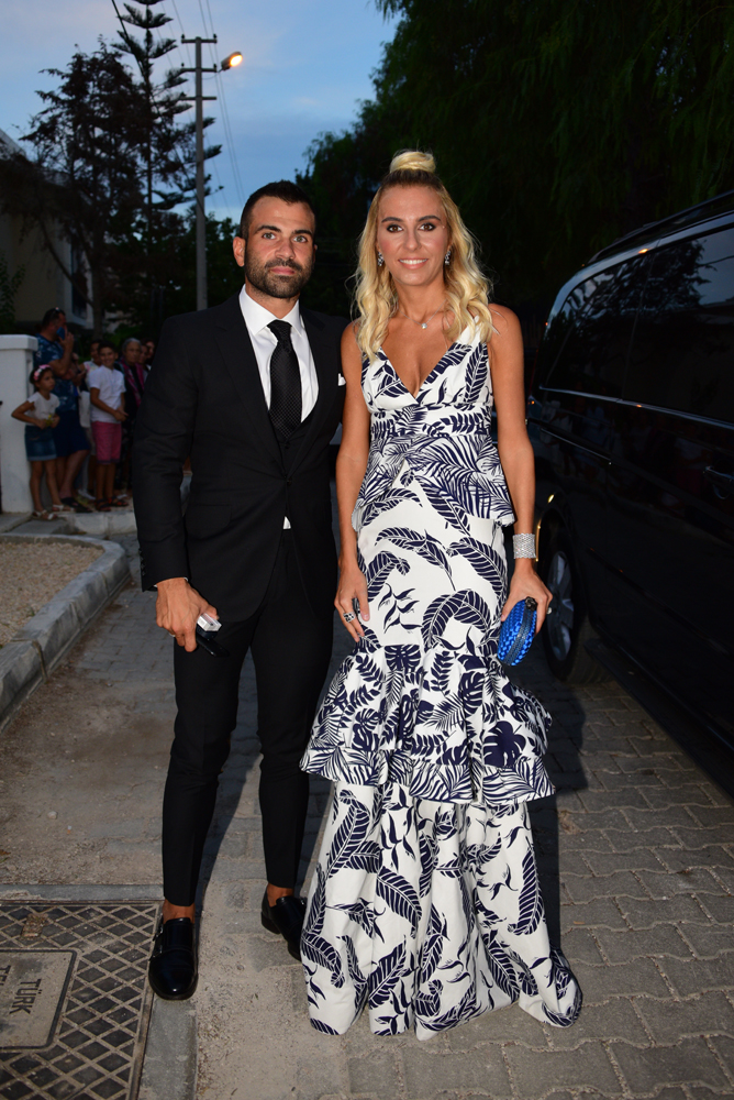 İDİL-MERT FIRAT'IN ALAÇATI'DAKİ GÜZ DÜĞÜNÜ