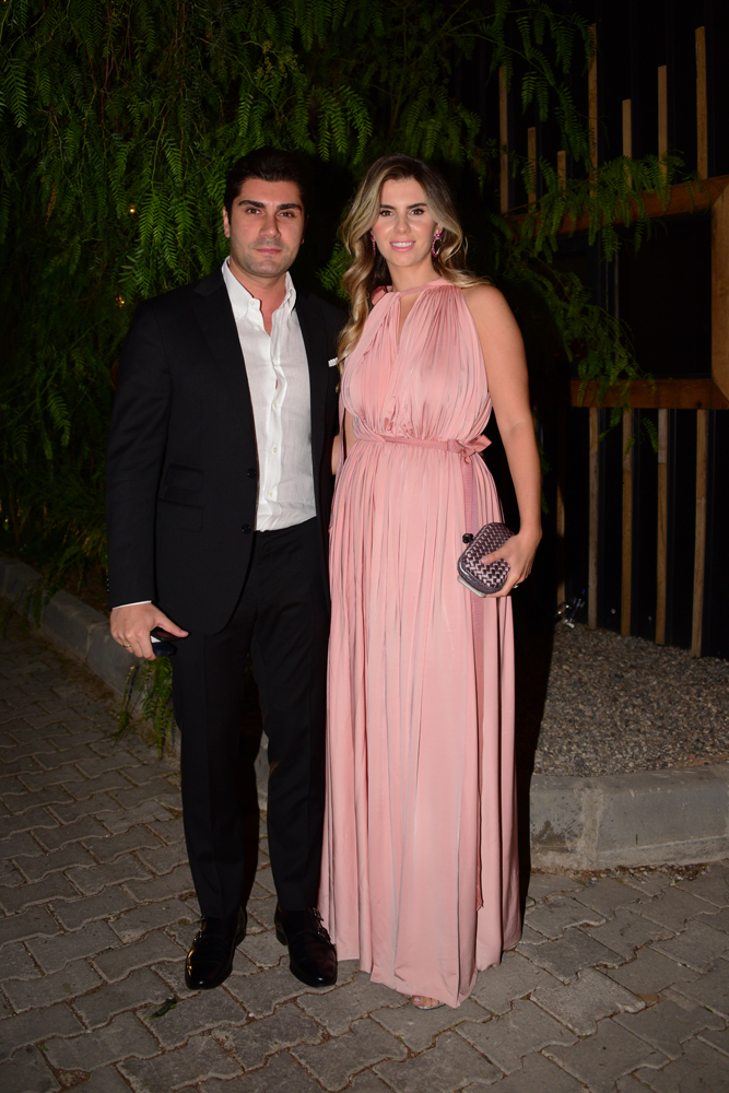 İDİL-MERT FIRAT'IN ALAÇATI'DAKİ GÜZ DÜĞÜNÜ