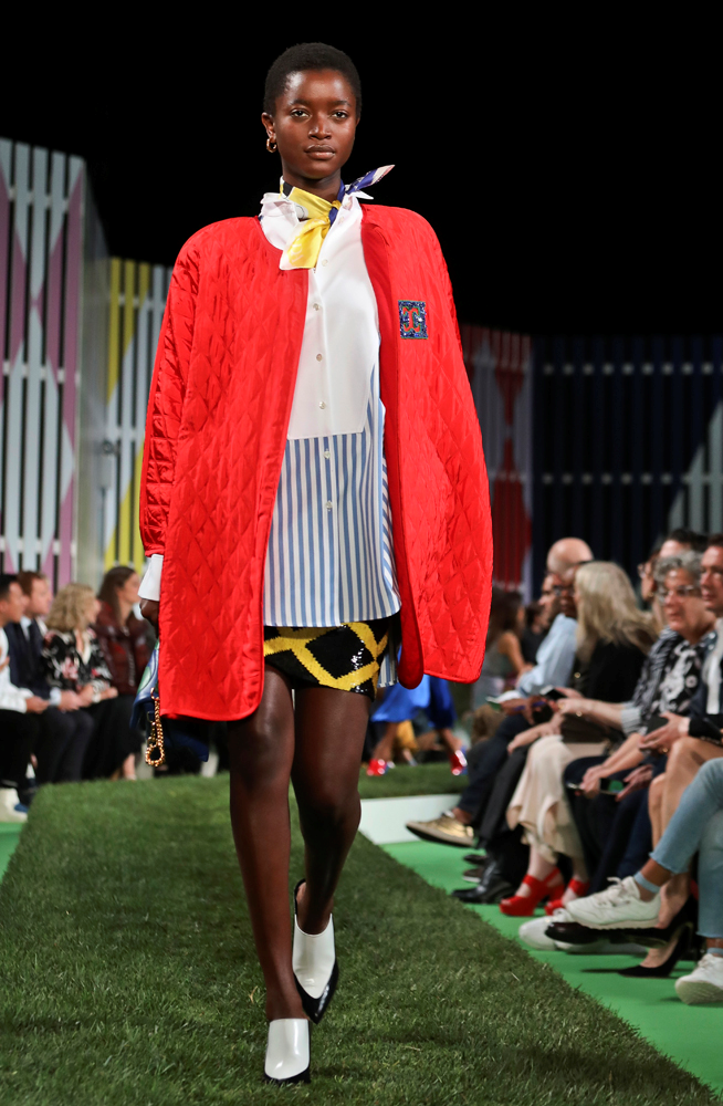 ESCADA 2019 İLKBAHAR DEFİLESİ 