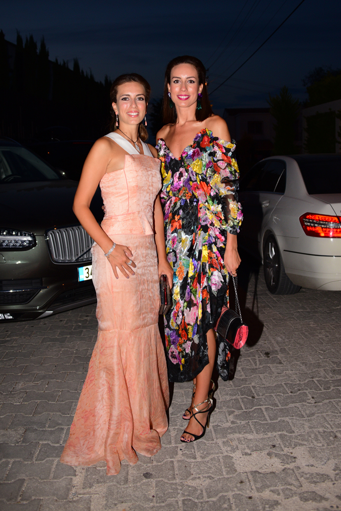 İDİL-MERT FIRAT'IN ALAÇATI'DAKİ GÜZ DÜĞÜNÜ