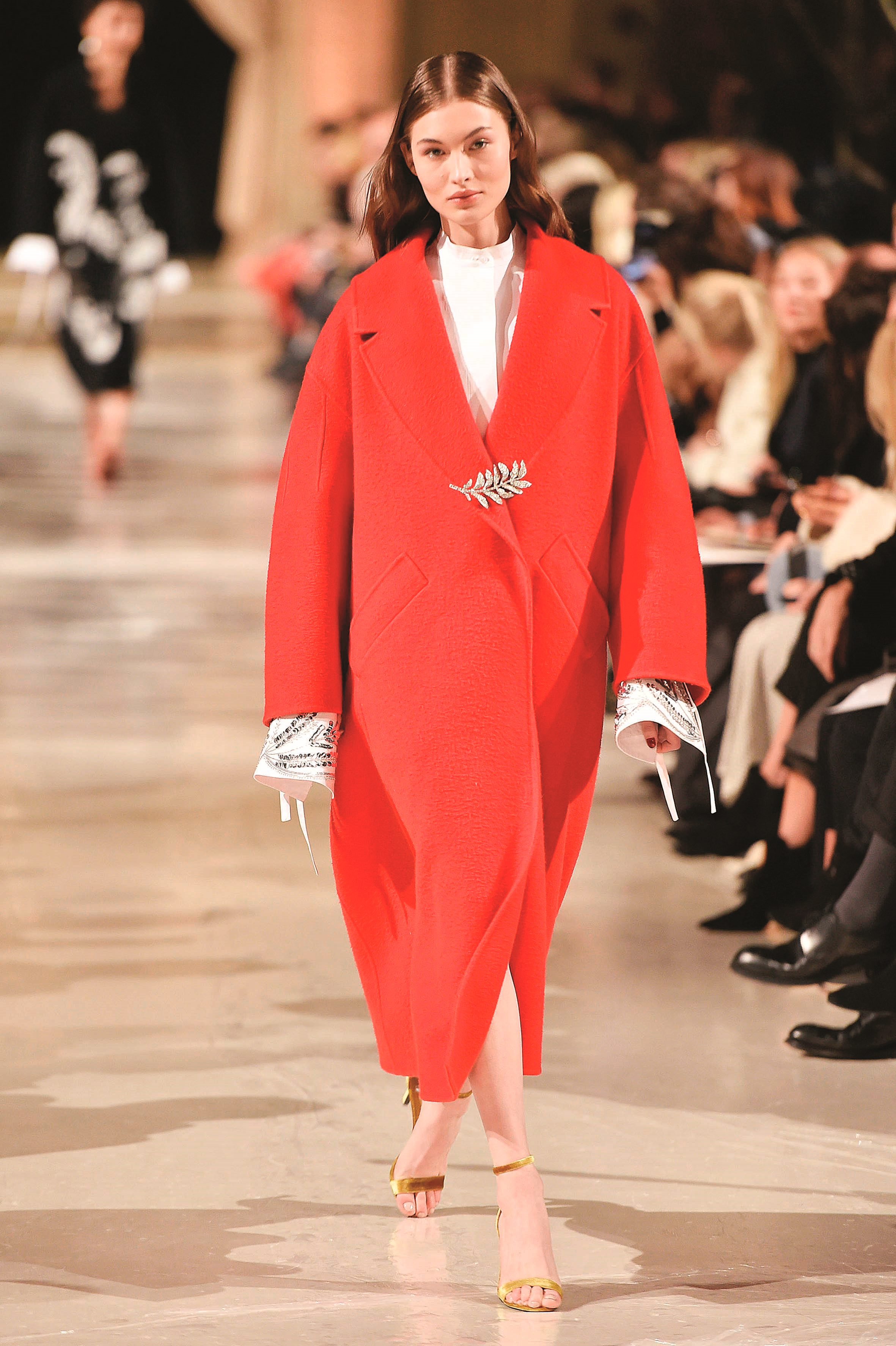 ALEM GAZETE | SEZONUN ANAHTARI BROŞLAR