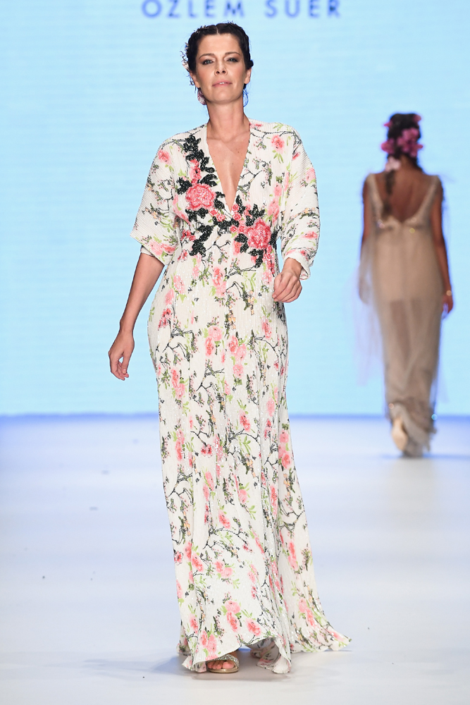 ÖZLEM SÜERİN "HEALER" KOLEKSİYONU