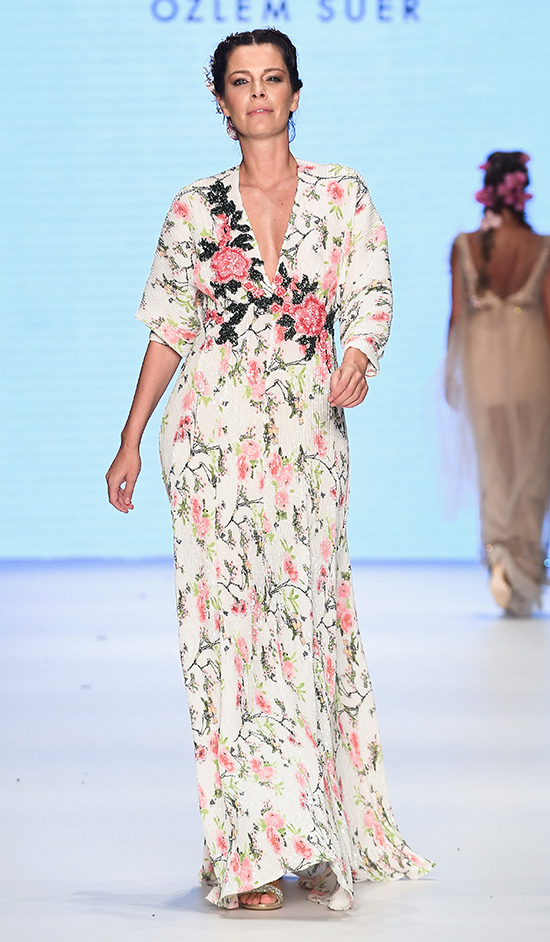 ÖZLEM SÜERİN "HEALER" KOLEKSİYONU