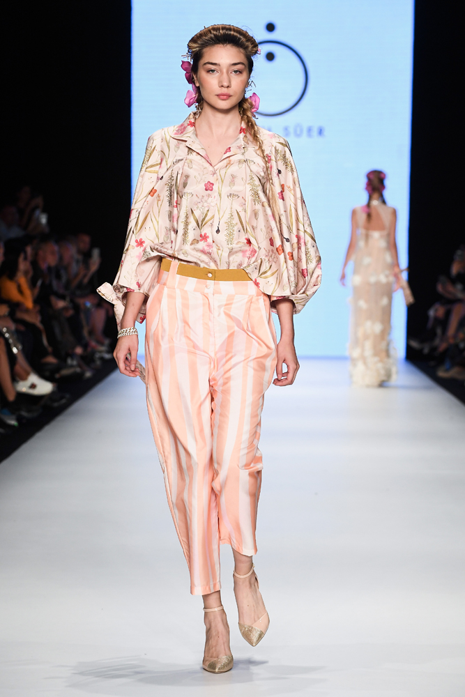 ÖZLEM SÜERİN "HEALER" KOLEKSİYONU