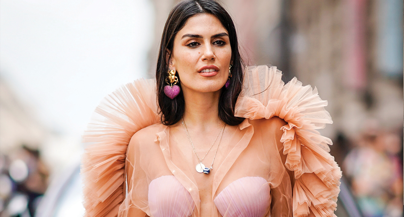 ALEM SÖZLÜK  | ASENA SARIBATUR