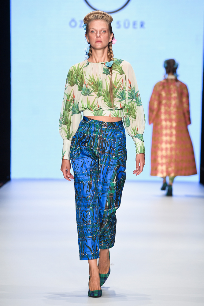 ÖZLEM SÜERİN "HEALER" KOLEKSİYONU